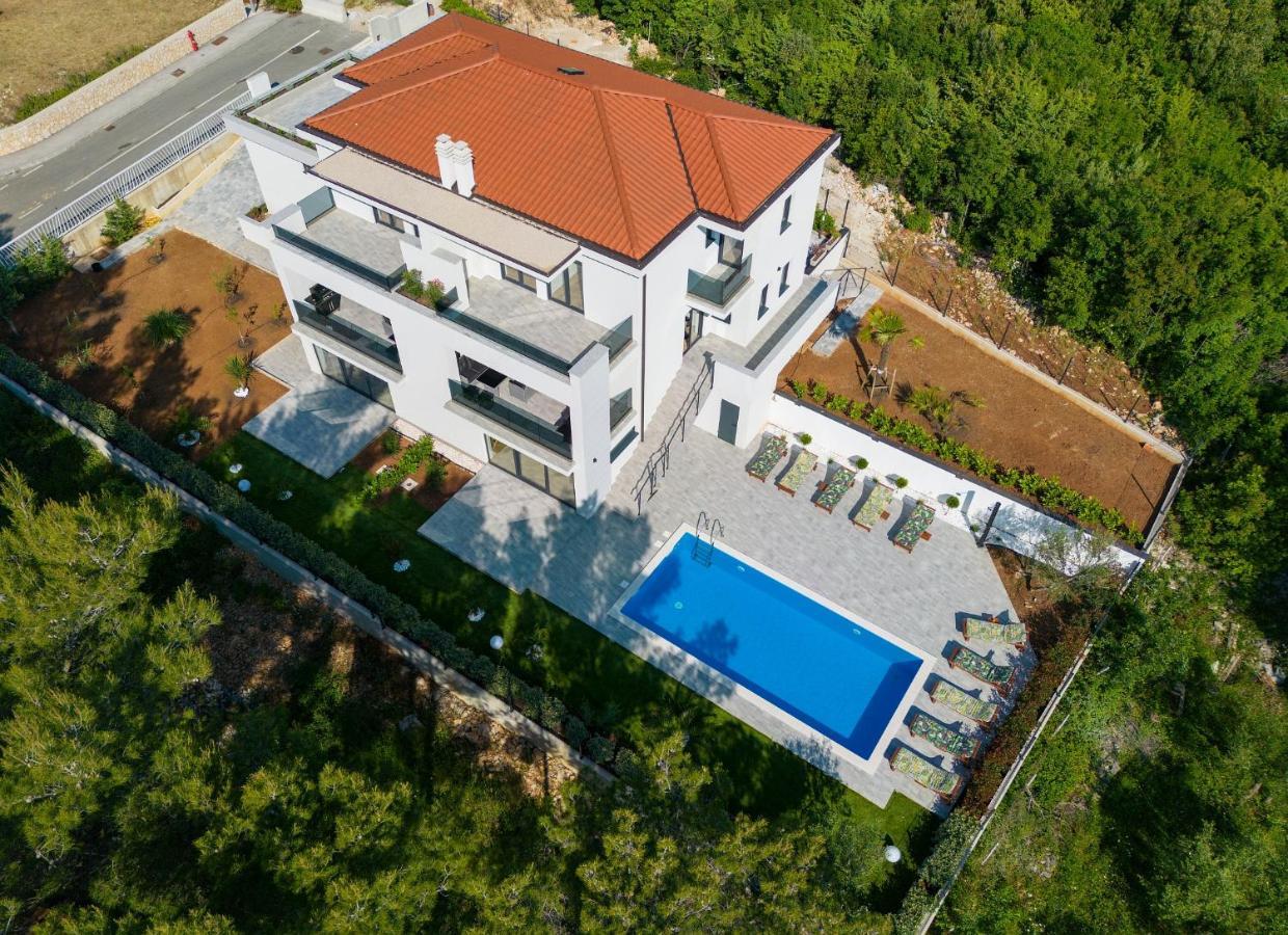 Apartments Paola & Karla With Pool Krk Town Esterno foto