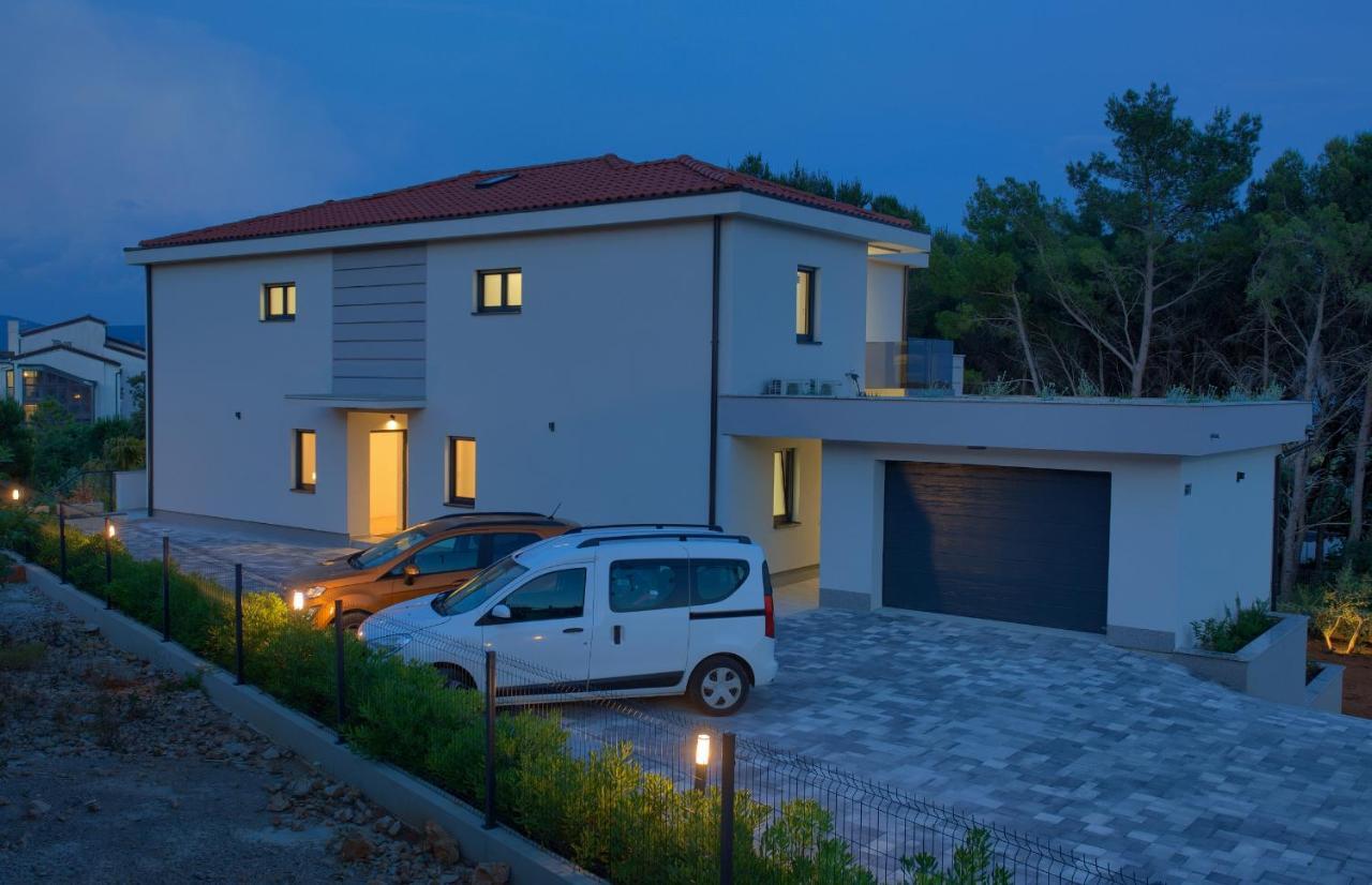 Apartments Paola & Karla With Pool Krk Town Esterno foto