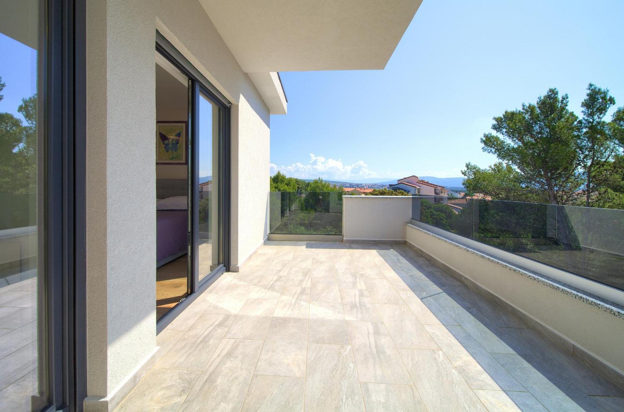 Apartments Paola & Karla With Pool Krk Town Camera foto